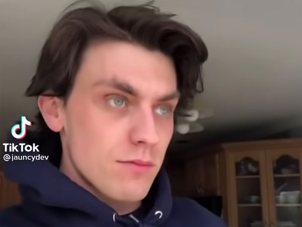 Lustige TikTok-Videos von Jonny Devaney bei paraperro
