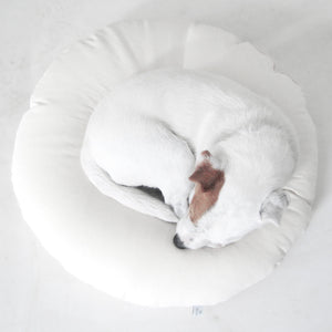 Rundes Hundebett Innenkissen Inlet in Weiß mit Füllung aus Microperlen für sehr kleine Hunde