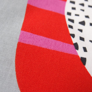 Hundebett rund Grau mit Pink und Rot Retromuster pflegeleichte Baumwolle Hundekissen für mittelgroße Hunde