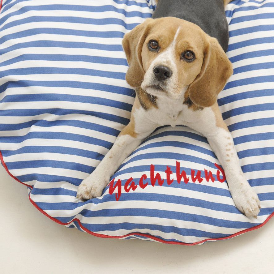 Hundebett rund in Blau und Weiß gedtreift- maritim mit Aufdruck Yachthund - für mittlere bis große Hunde