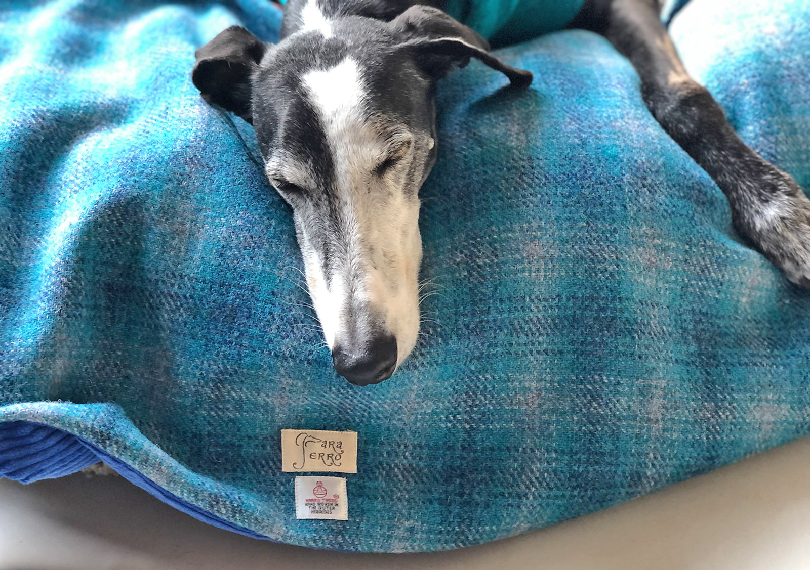Hochwertige Hundedecke aus Tweed in verschiedenen Größen